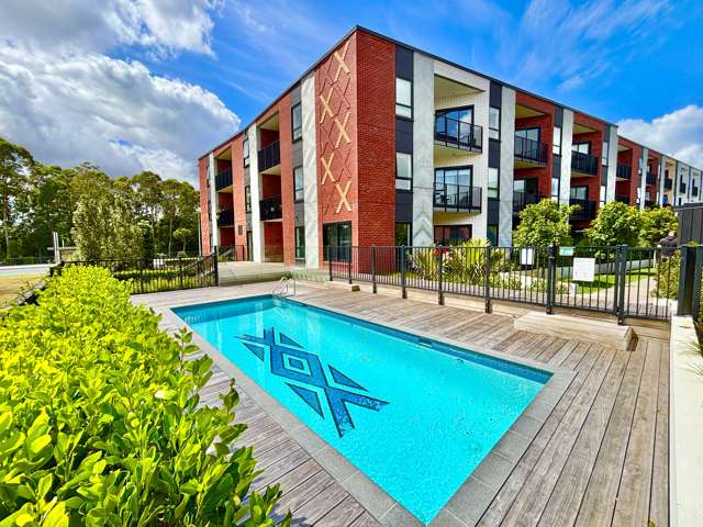 Stunning Fully Furnished Apartment in Prime Auckland Location