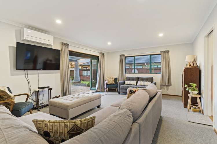 42 Bahamas Key Papamoa_10