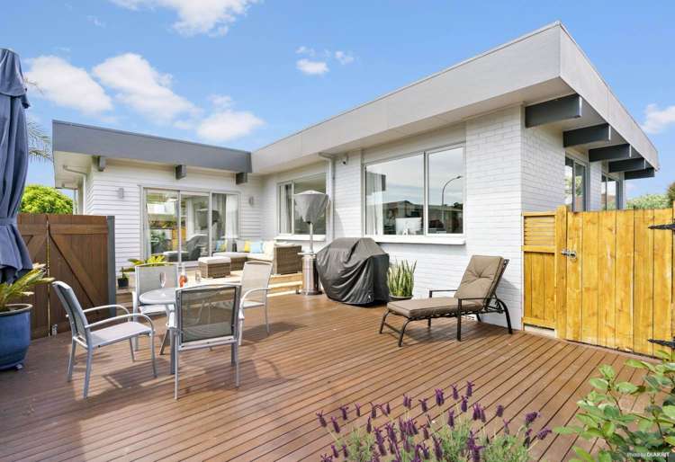 16 Binda Place Botany Downs_17