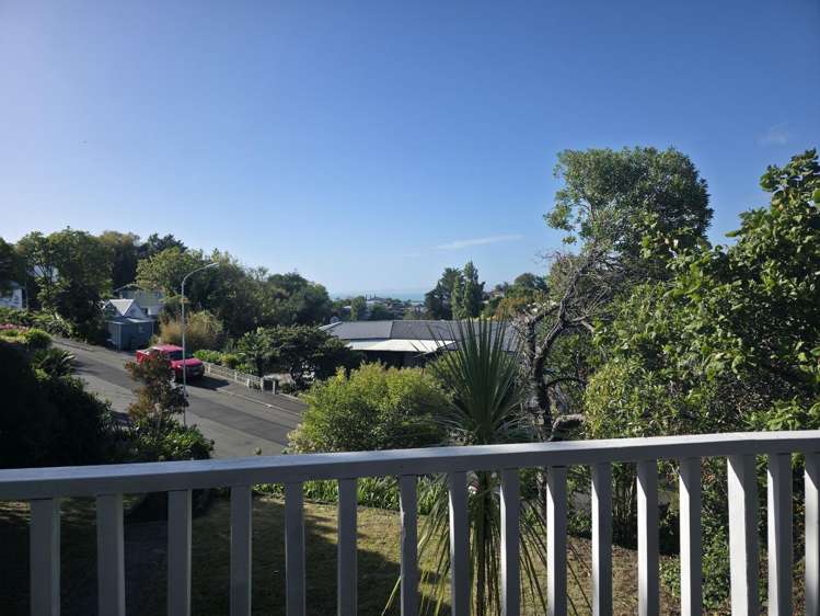 2 Harvey Road 10780_5