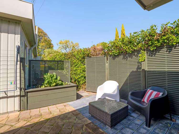 15A Brassey Road Saint Johns Hill_22