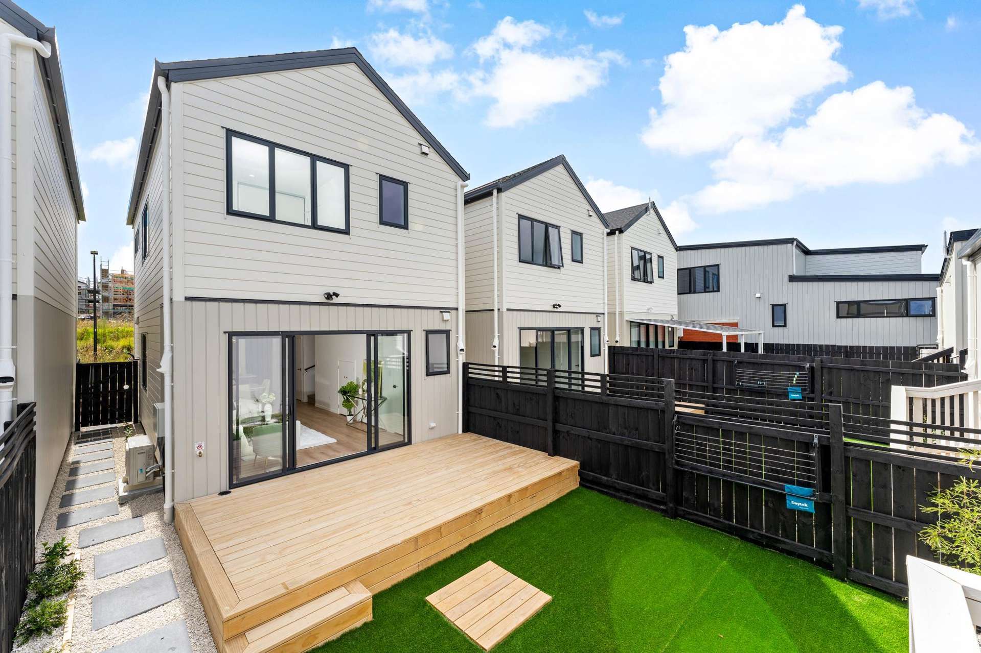 18 Toetoe Street Westgate_0