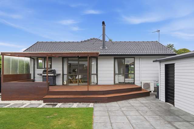 Oakley Awaits: Don't Miss the Deadline