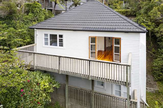 LEAFY TRANQUILLITY IN CITY-END KARORI