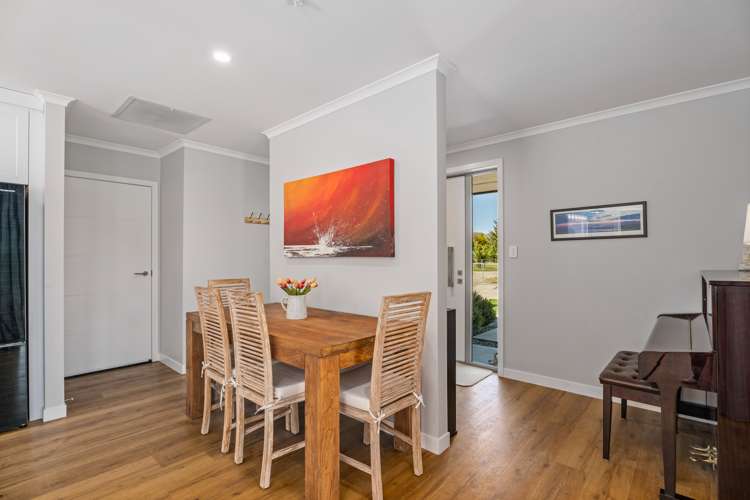 4 Carlisle Street Lumsden Surrounds_17