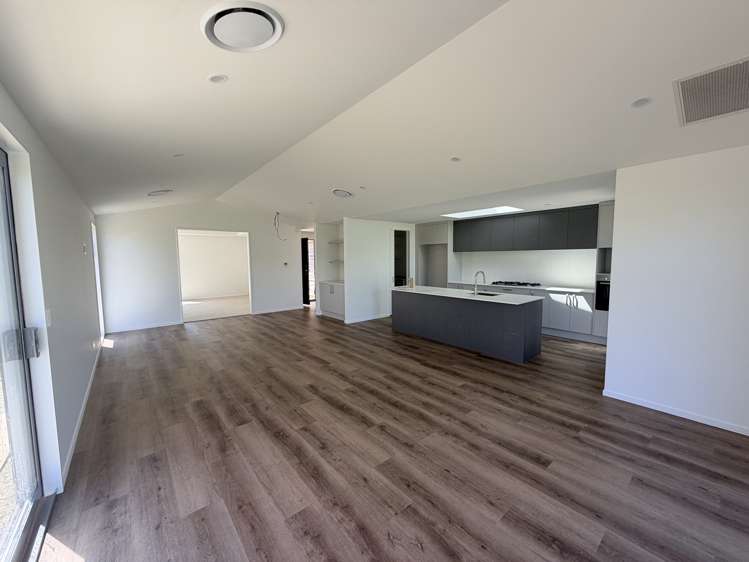 60 Wakeman Drive_3