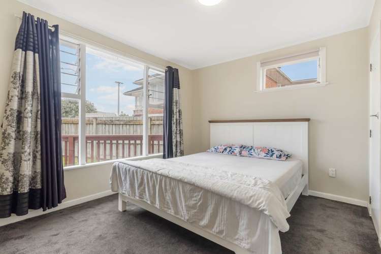 111 White Swan Road Mount Roskill_14