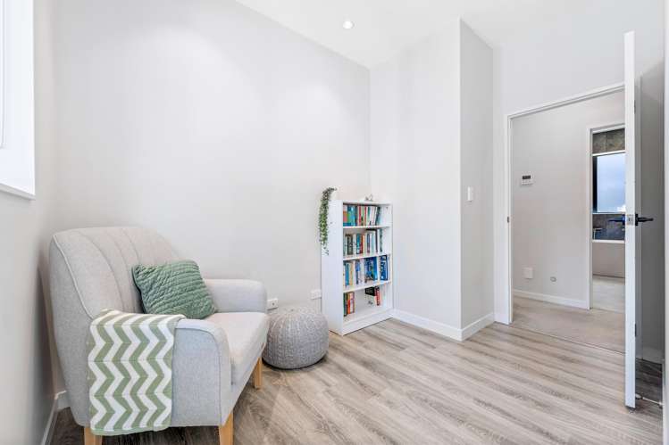 16 Sir Lincoln Drive Kumeu_34