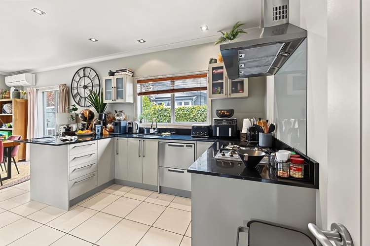 38 Aikmans Road Merivale_3