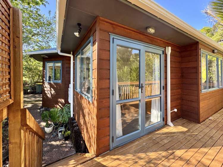 7a Landing Road Titirangi_21