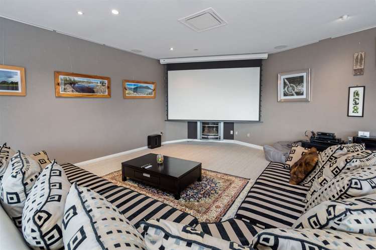 14 Dundas Road Riverside_9