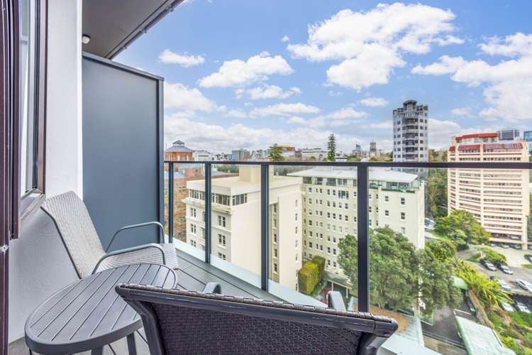 8B/50 Eden Crescent_0