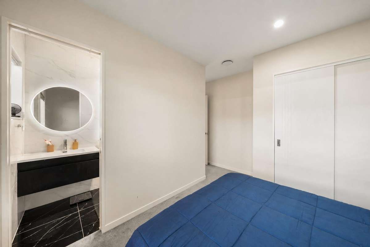 22 Perkins Street_4