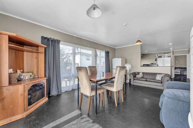 1 Hill Crescent Papakura_4