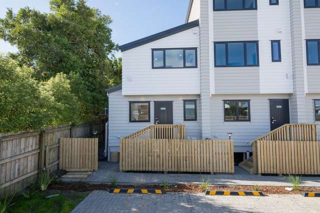 Brand new two bedroom townhouse - Westlake Zone