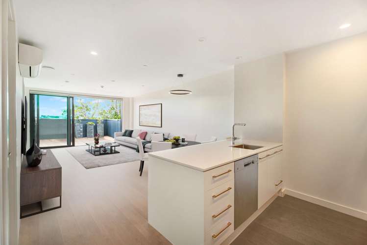 108/64 Great South Road_4