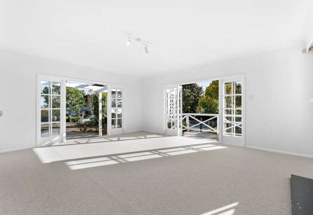 107 Te Atatu Road Te Atatu South_3