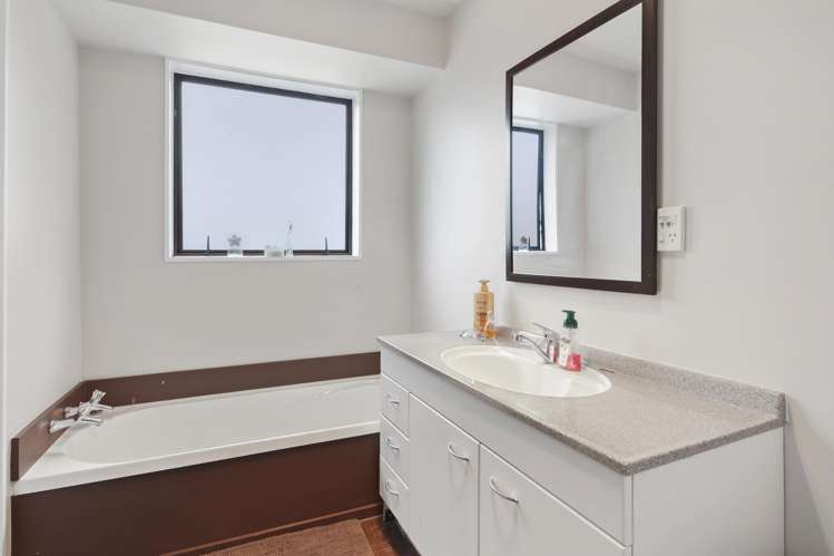 68 Main North Road Woodend_1