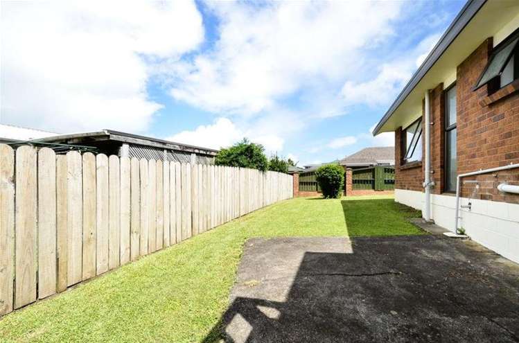 6 Spring Grove Henderson_15