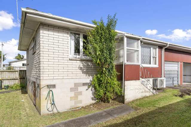 AFFORDABLE and SOLID with GARAGE!
