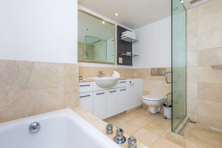 1707/1 Courthouse Lane Auckland Central_13