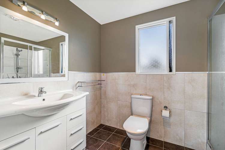 14 Cartmel Avenue Massey_16