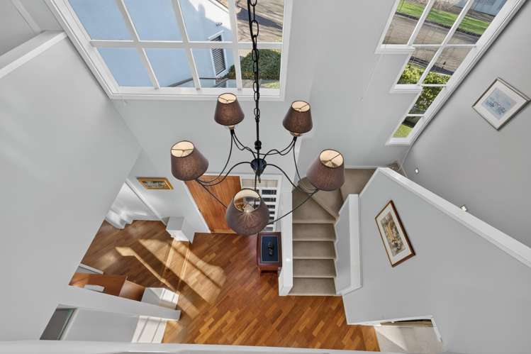 2/2 Martin Avenue Remuera_11