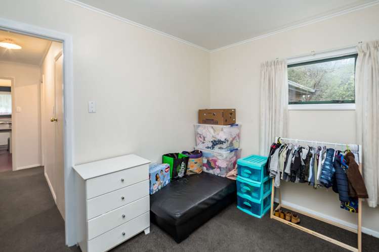 51 Charles Street Carterton_17