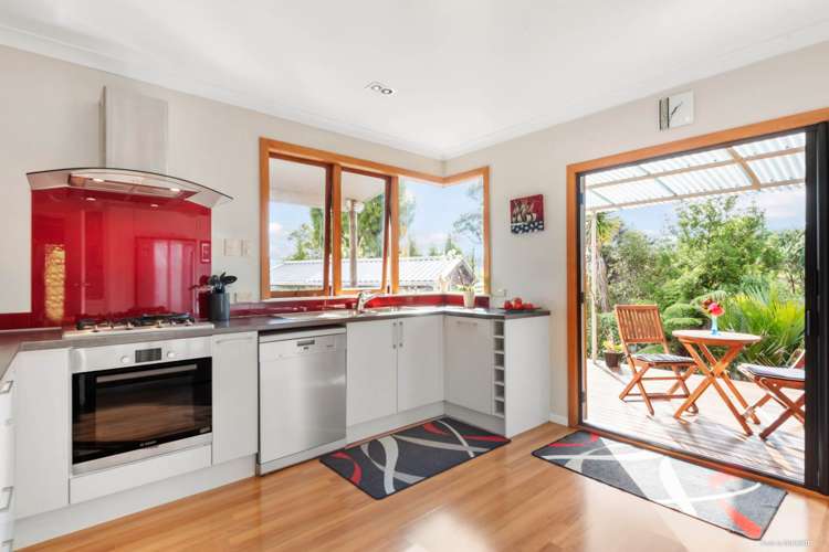 2 Aio Wira Road Waitakere_9