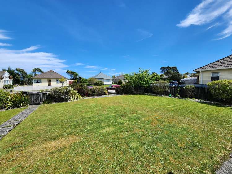 33 Firth Street Cobden_21