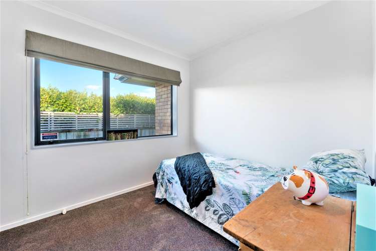 64 Percy Kinsman Crescent Riverstone Terraces_9