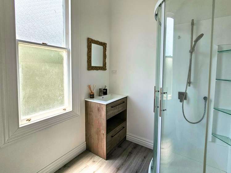 2/192 Scott Street Redwoodtown_4