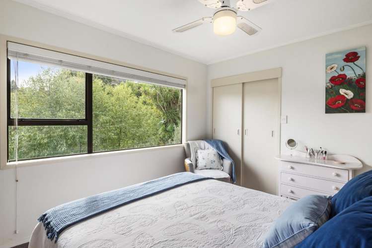 2/13 Newstead Avenue Browns Bay_14