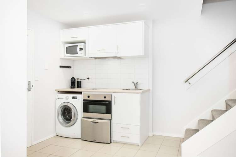 1d/23 Emily Place Auckland Central_4