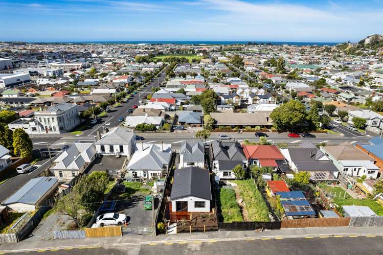 7 Parkside Avenue Caversham_21