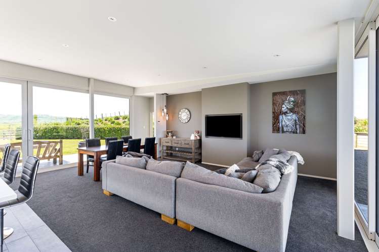 613 Ridge Road North Pahiatua_14