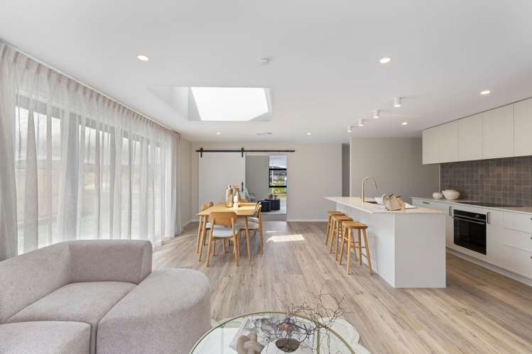 9 Alan Miers Way Fitzherbert_17