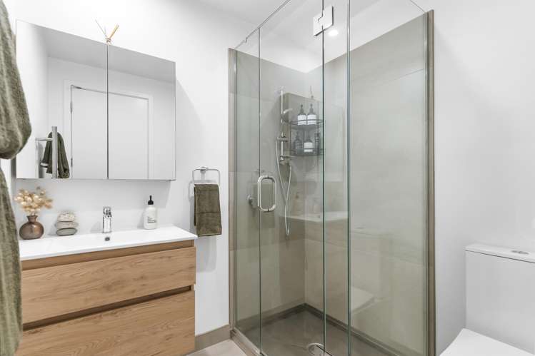 209/1817B Great North Road Avondale_9