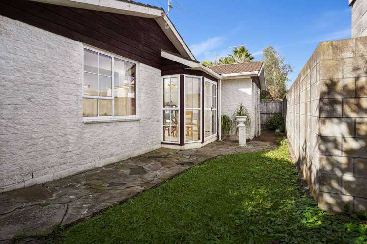 2/15 Stratford Avenue Milford_13