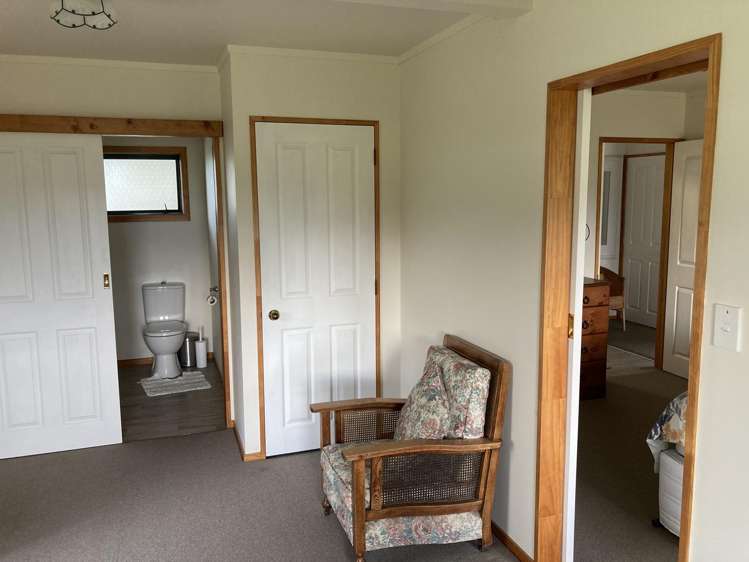 166 Torkar Road Clarks Beach_26