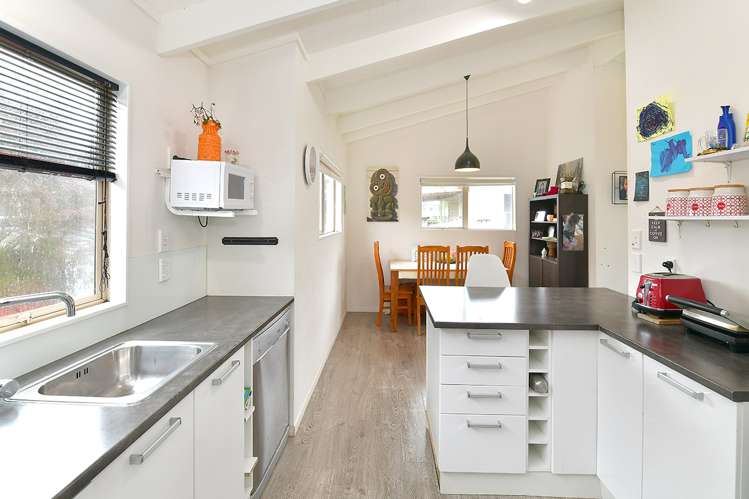 1/55c Springs Road Parakai_8