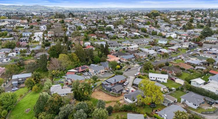 21a Sharyn Place Brookfield_5