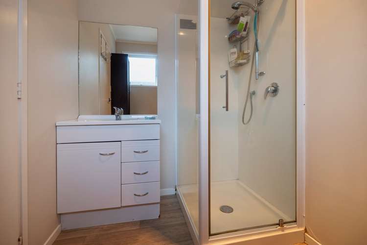 25 Fairleigh Avenue Mount Albert_21