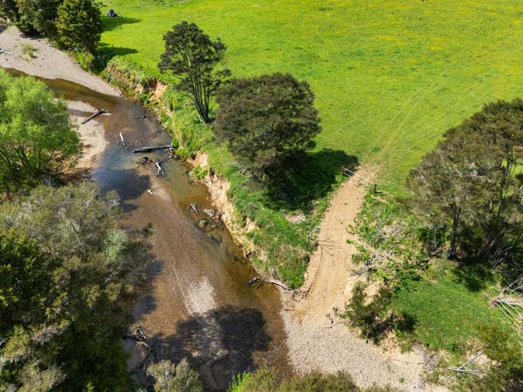 801 Russell Road Whakapara_11