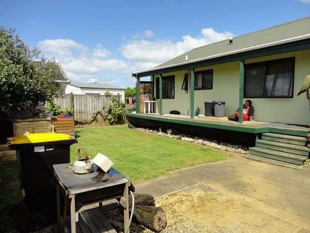 12 Joan Gaskell Drive Whitianga_2