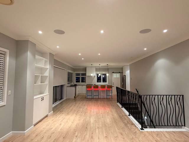 10 Tuangi Street Long Bay_2