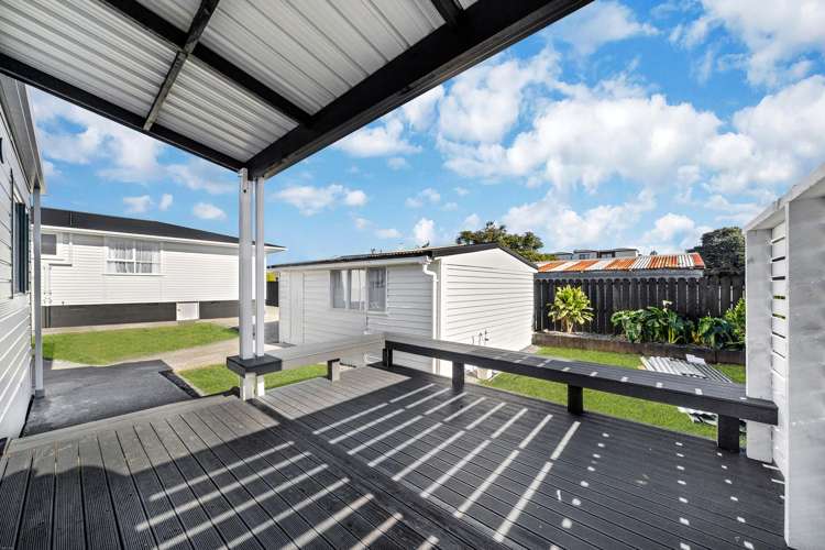 52 Friesian Drive Mangere_13