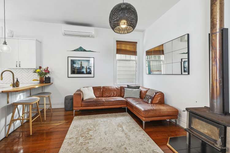 63 Herald Street Berhampore_5