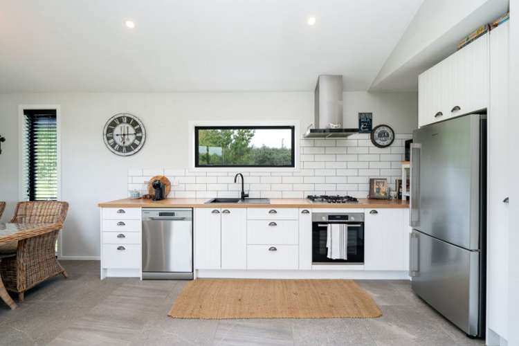 24 Short Road West Plains_3