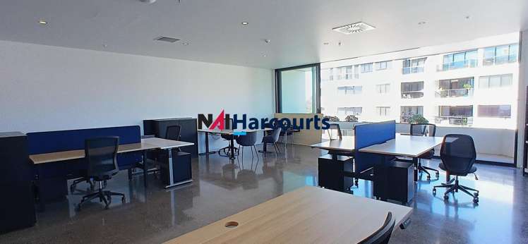 L2/150 Hurstmere Road Takapuna_7